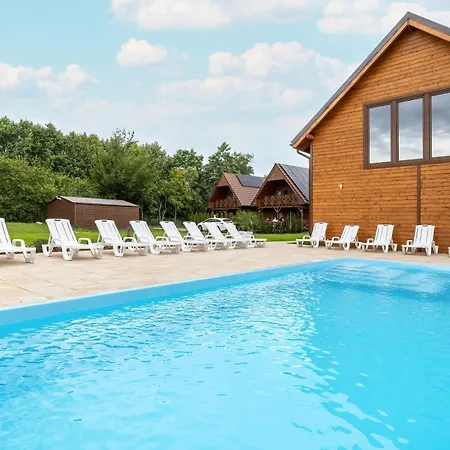 Bursztynek Zadaszony I Podgrzewany Basen - 3 Sypialnie 6-8 Osob بيت للعطل *