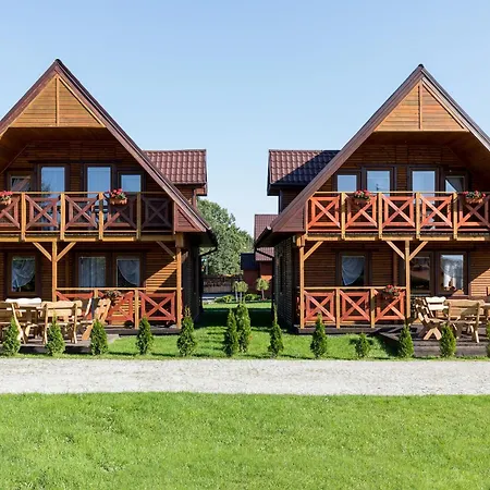 Bursztynek Zadaszony I Podgrzewany Basen - 3 Sypialnie 6-8 Osob *