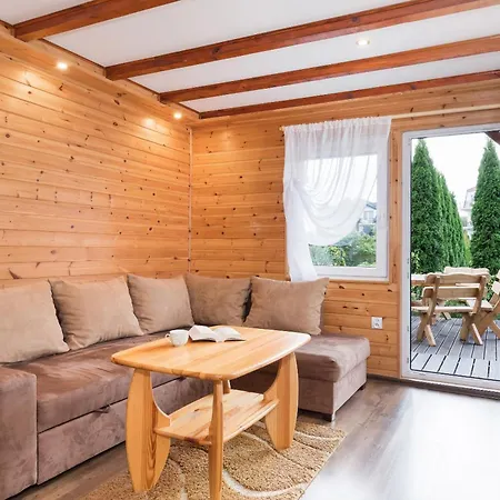 Bursztynek Zadaszony I Podgrzewany Basen - 3 Sypialnie 6-8 Osob