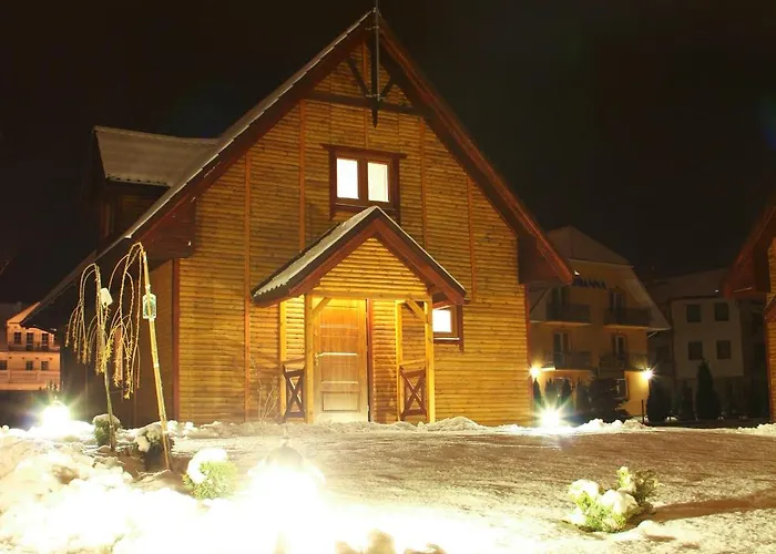 펜션 Bursztynek Zadaszony I Podgrzewany Basen - 3 Sypialnie 6-8 Osob