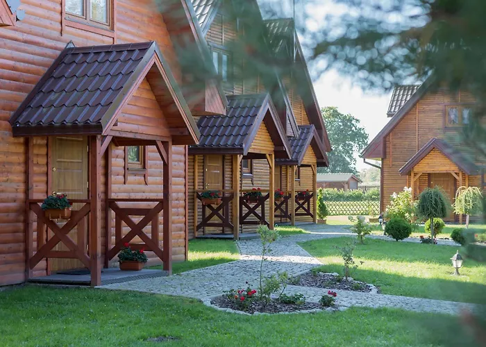 펜션 Bursztynek Zadaszony I Podgrzewany Basen - 3 Sypialnie 6-8 Osob