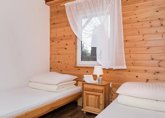 Bursztynek Zadaszony I Podgrzewany Basen - 3 Sypialnie 6-8 Osob 펜션 레왈