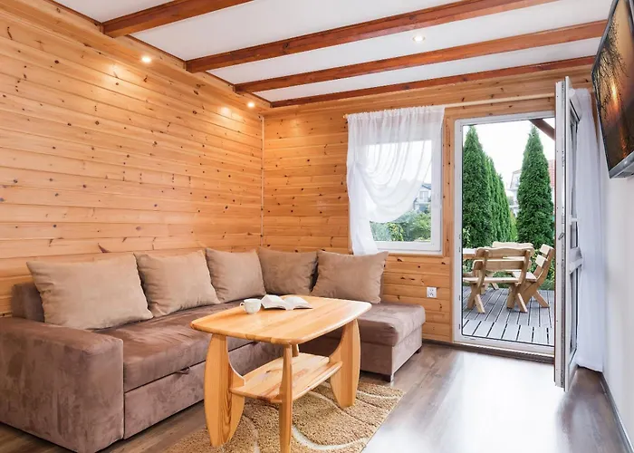 Bursztynek Zadaszony I Podgrzewany Basen - 3 Sypialnie 6-8 Osob